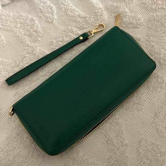 Kelly Green wallet set. Will separate - Picture 7 of 7